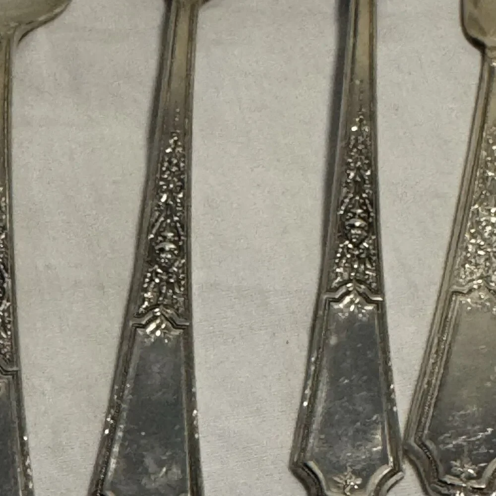 1847 Rogers Bros Silverplate Cocktail/Seafood Forks Set with Spreaders